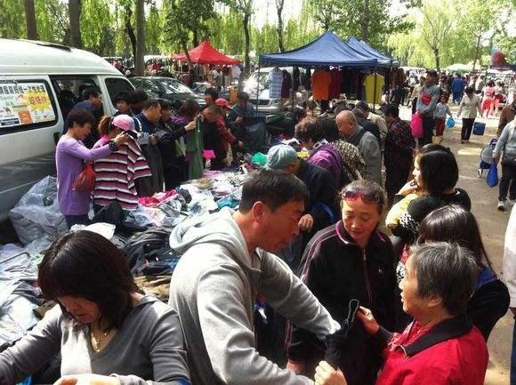 在超市出口卖什么赚钱