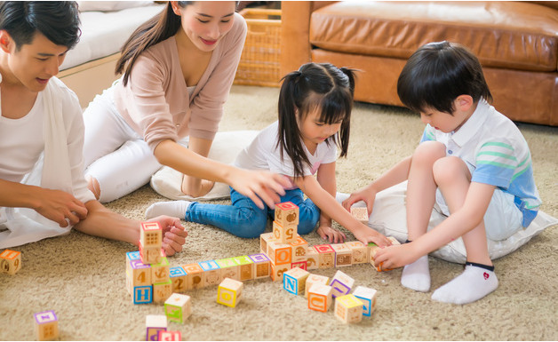 孩子分床睡在什么年龄最合适（孩子分床睡的最佳年龄）