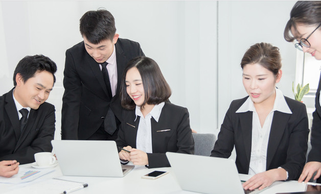深入手游（英雄联盟手游是哪个工作室做的）