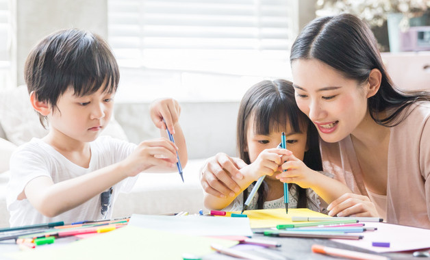 学生用品店怎样进货呢