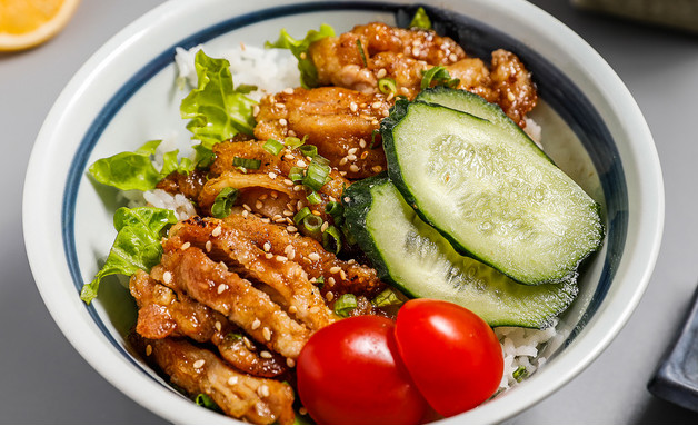 鸡肉怎么腌制比较嫩