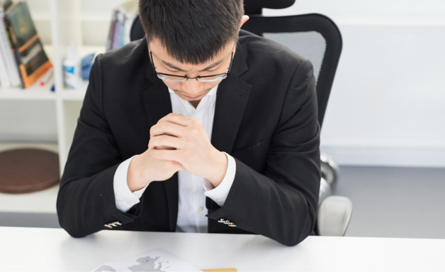 正确梳头方法