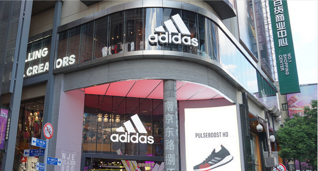 开服装店那里进货