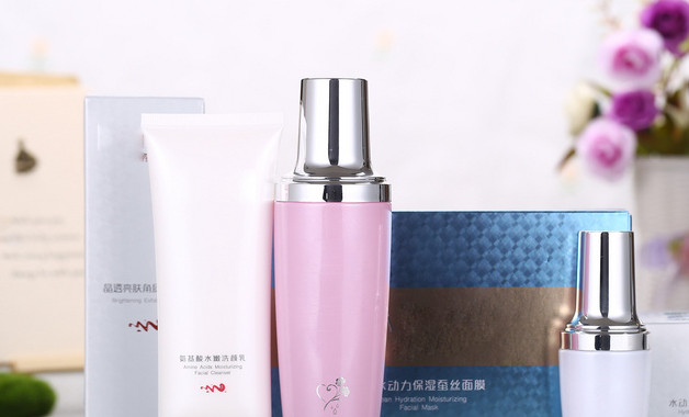 开化妆品店如何进货